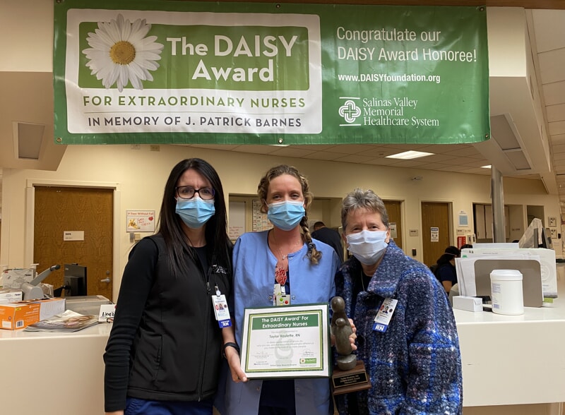 Molly Cape, Registered Nurse, Receives DAISY Award — Midwest Medical Edition